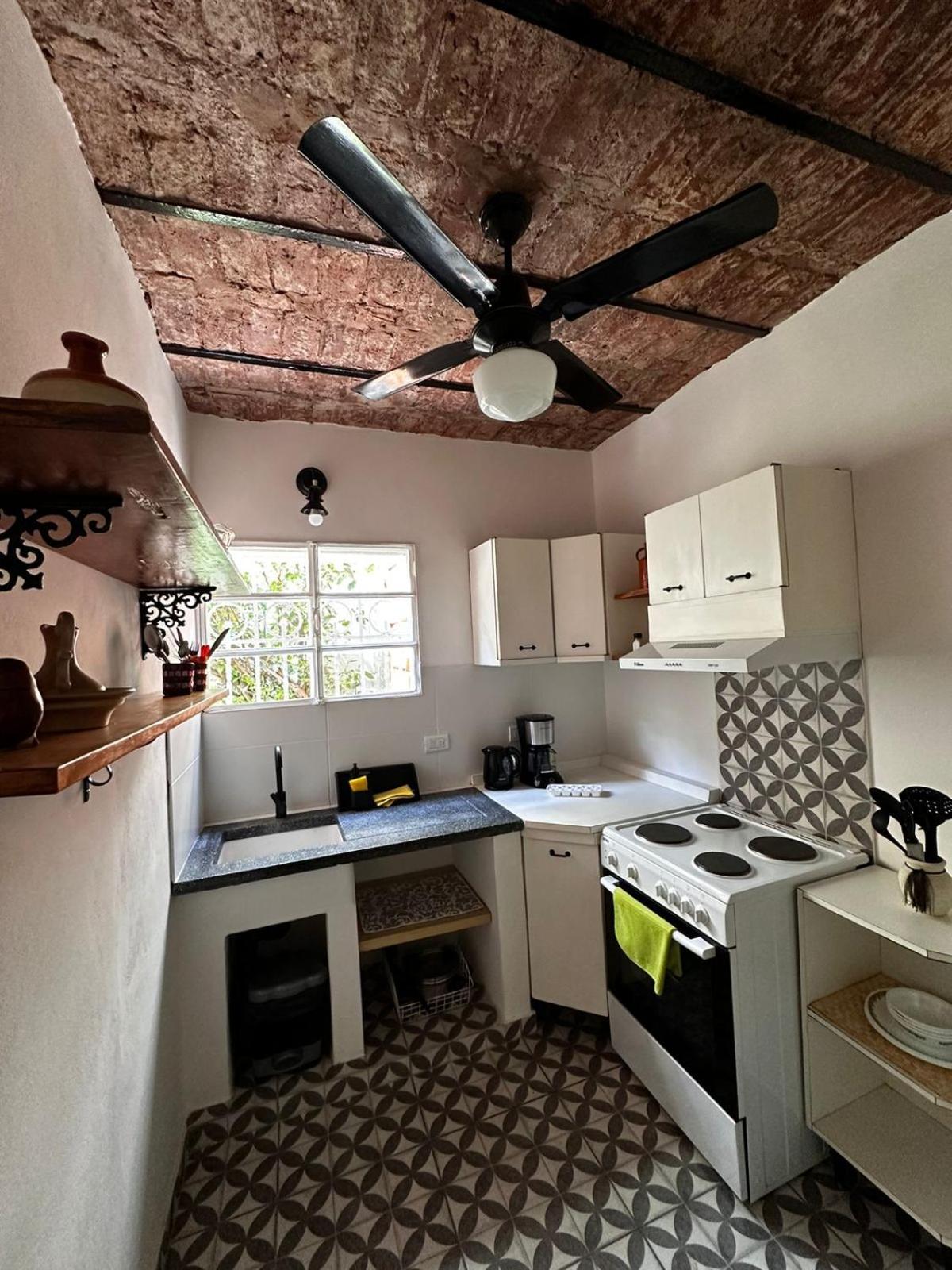 Appartamento Calido Monoambiente Con Amplia Cocina En Devoto